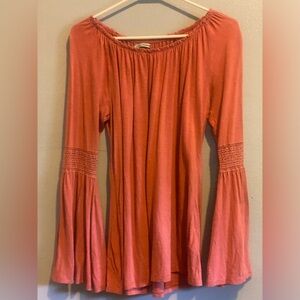 Maurice’s women’s peach or orange peasant style shirt size large